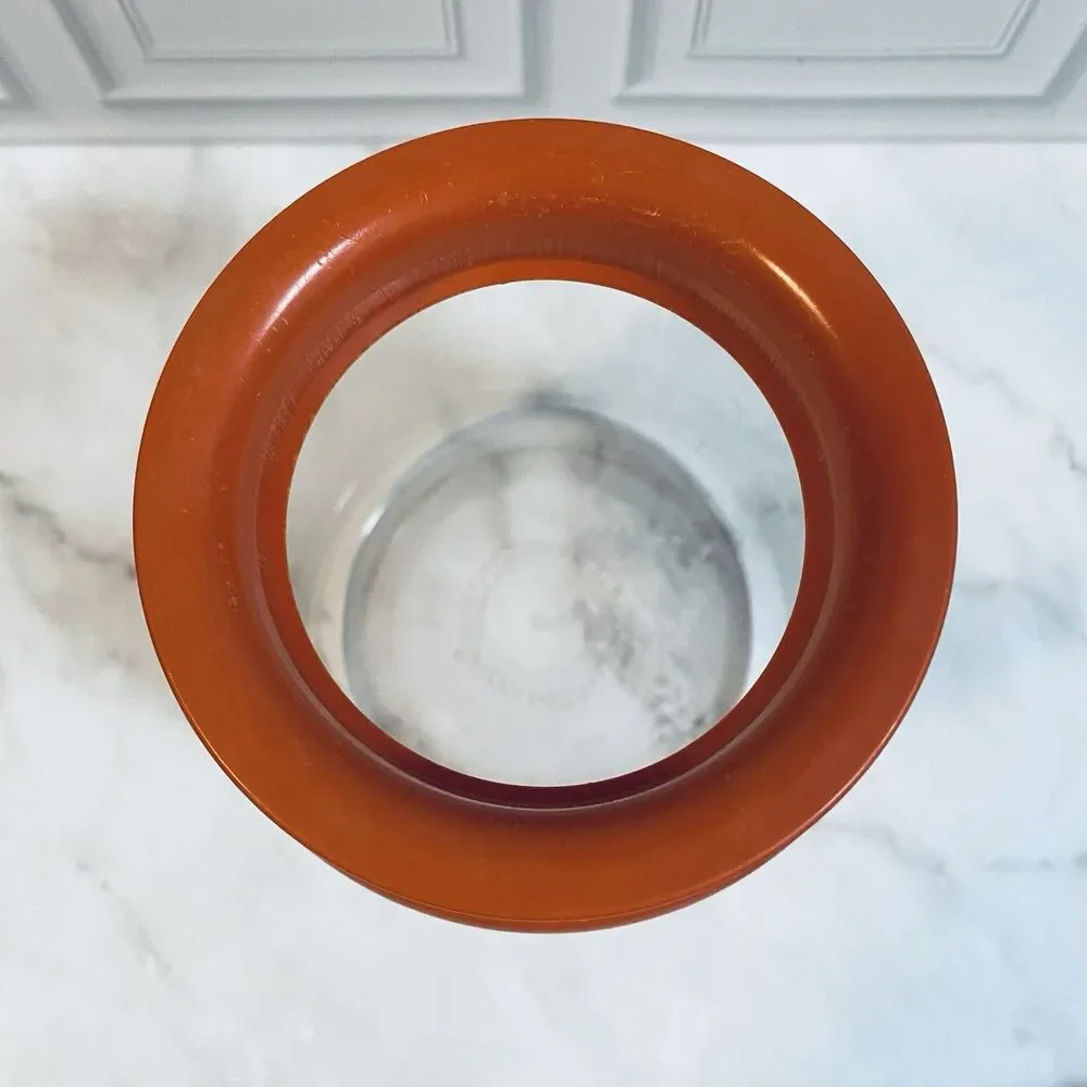 Tupperware age use